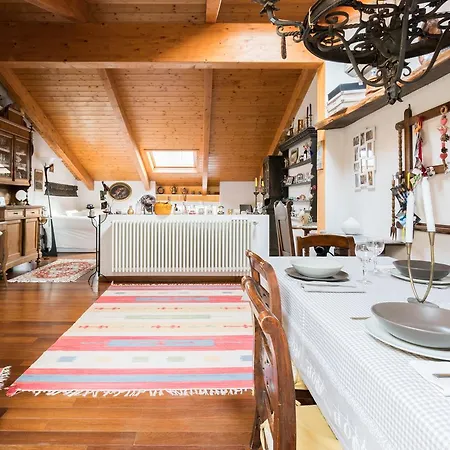 Apartamento Eclectic Mansard - Rentallcomo